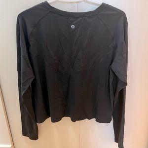 Black Lululemon training long sleeve